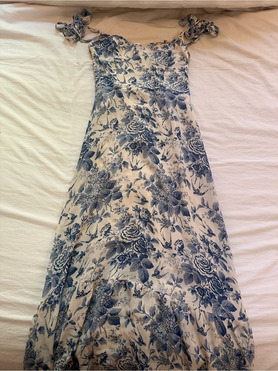 Reformation Dresses & Skirts - Reformation Blue Floral Dress Size 4